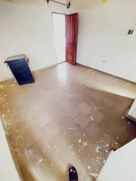 Vaste chambre moderne à louer - Obili, Yaoundé