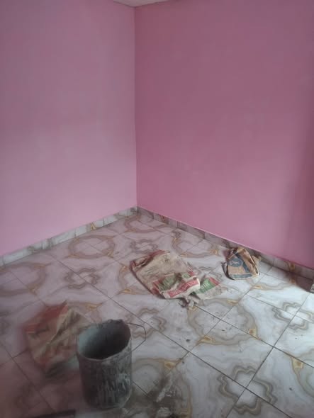 Chambre simple à louer à Ngousso