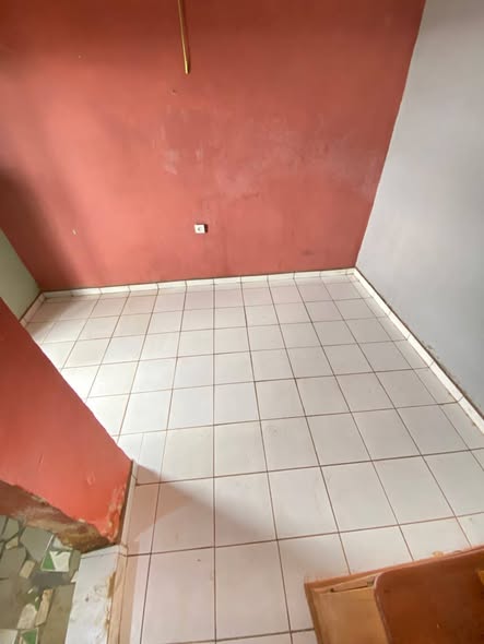 Chambre moderne à louer à Mvog-Betsi