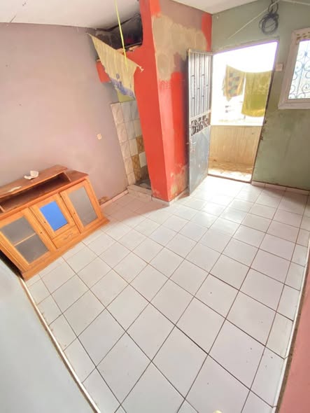 Chambre moderne à louer à Mvog-Betsi