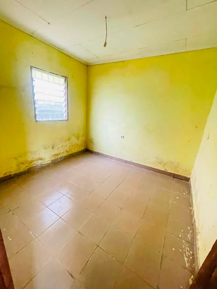 Appartement moderne en réfection - PK 13 Douala - 2 chambres - 40 000 FCFA/mois