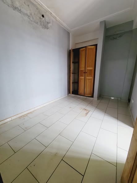 Studio moderne à Makepe Chefferie